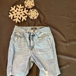 Judy Blue Light Wash Denim Jeans